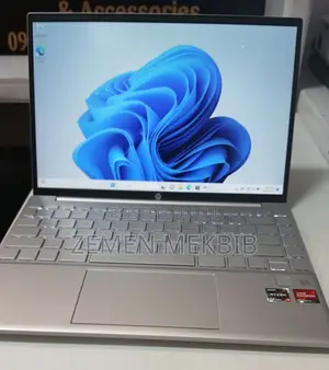 New Laptop HP 16GB AMD Ryzen 7 SSD 512GB