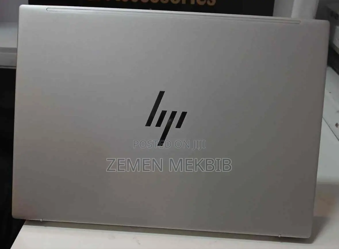 New Laptop HP 16GB AMD Ryzen 7 SSD 512GB
