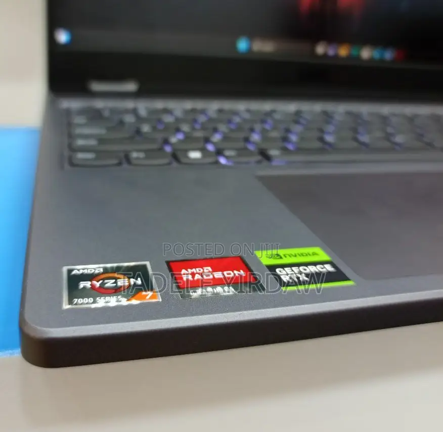 New Laptop Lenovo Legion 7 16GB AMD Ryzen 7 SSD 512GB