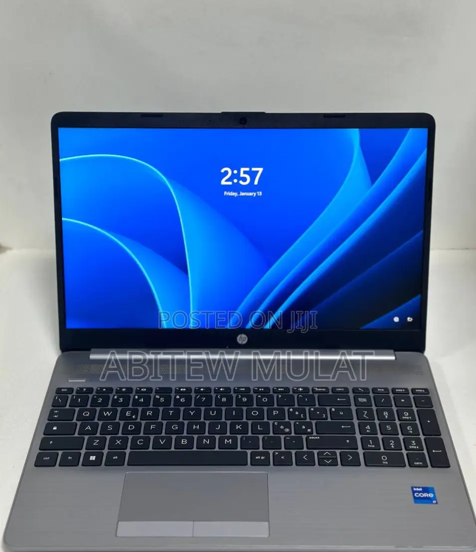 New Laptop HP 250 G8 16GB Intel Core I7 SSD 512GB