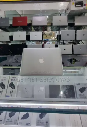 Photo - New Laptop Apple MacBook Pro 2012 8GB Intel Core I5 SSD 256GB