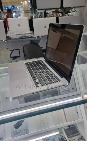 New Laptop Apple MacBook Pro 2012 8GB Intel Core I5 SSD 256GB