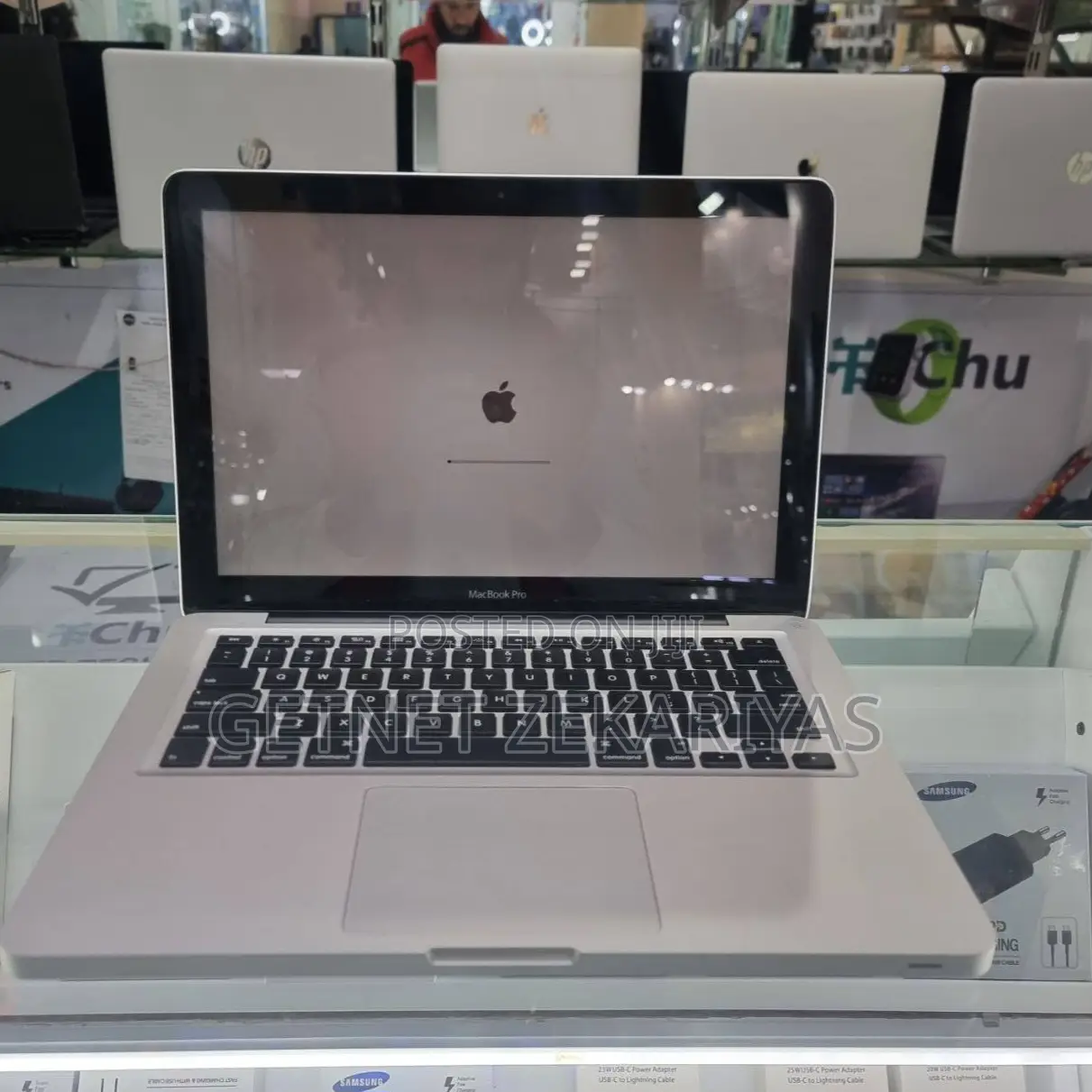 New Laptop Apple MacBook Pro 2012 8GB Intel Core I5 SSD 256GB