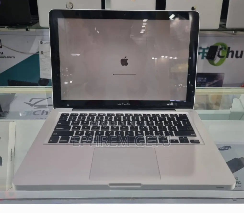 New Laptop Apple MacBook Pro 2012 8GB Intel Core I5 SSD 256GB