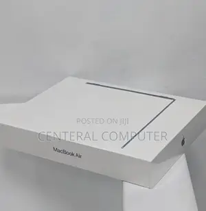 New Laptop Apple MacBook Air 2022 M2 8GB Apple M2 Ultra SSD 256GB