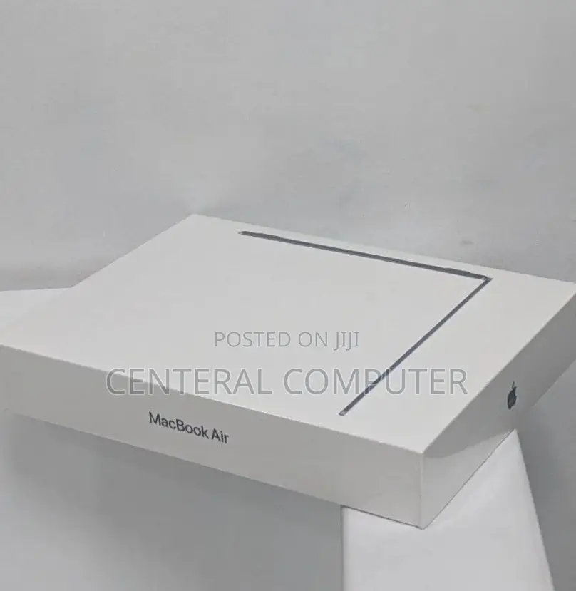 New Laptop Apple MacBook Air 2022 M2 8GB Apple M2 Ultra SSD 256GB