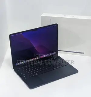 New Laptop Apple MacBook Air 2022 M2 8GB Apple M2 Ultra SSD 256GB