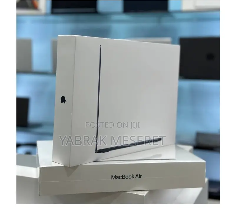 New Laptop Apple MacBook Air 2022 M2 8GB Apple M2 SSD 256GB