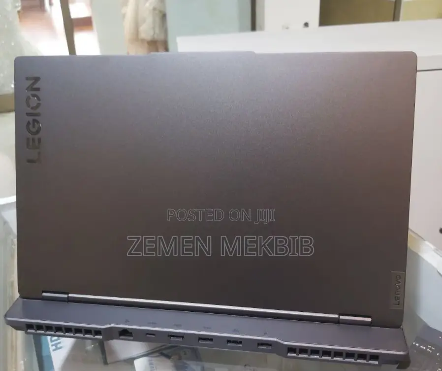 New Laptop Lenovo Legion 5 16GB AMD Ryzen 7 SSD 512GB