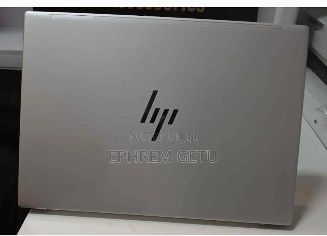New Laptop HP Pavilion 13 16GB AMD Ryzen 7 SSD 512GB