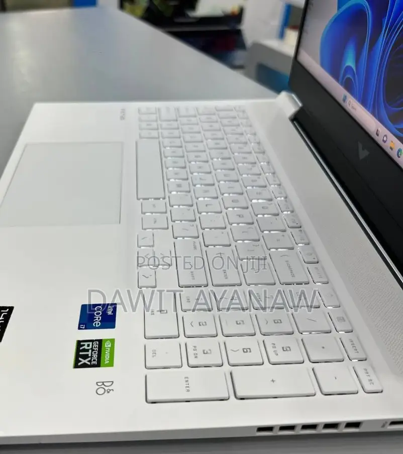 New Laptop HP 16GB Intel Core I7 SSD 512GB