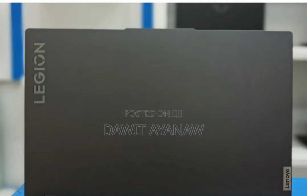 New Laptop Lenovo 16GB AMD Ryzen 7 SSD 512GB