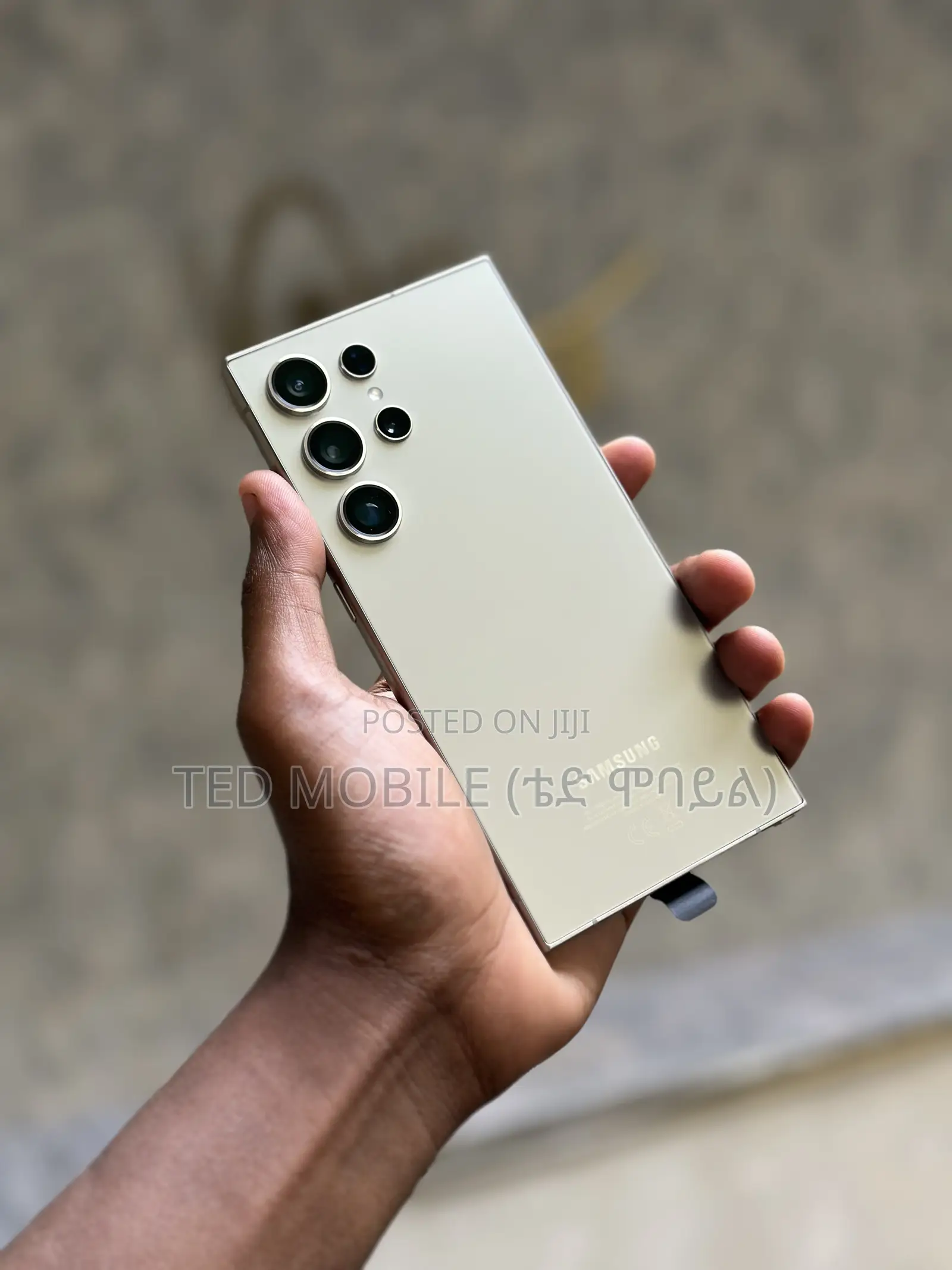 New Samsung Galaxy S24 Ultra 256 GB Gold