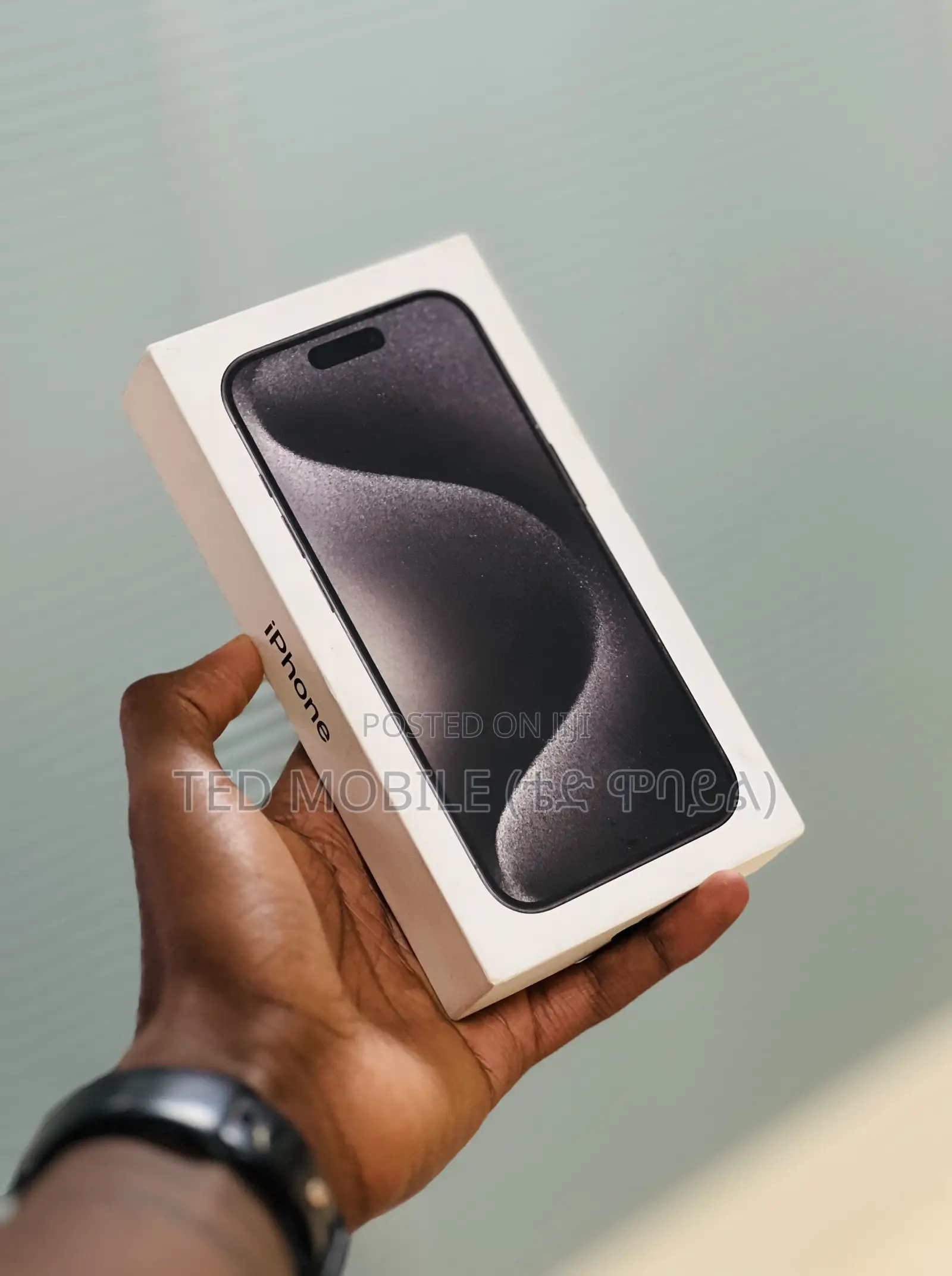 New Apple iPhone 15 Pro 256 GB Black