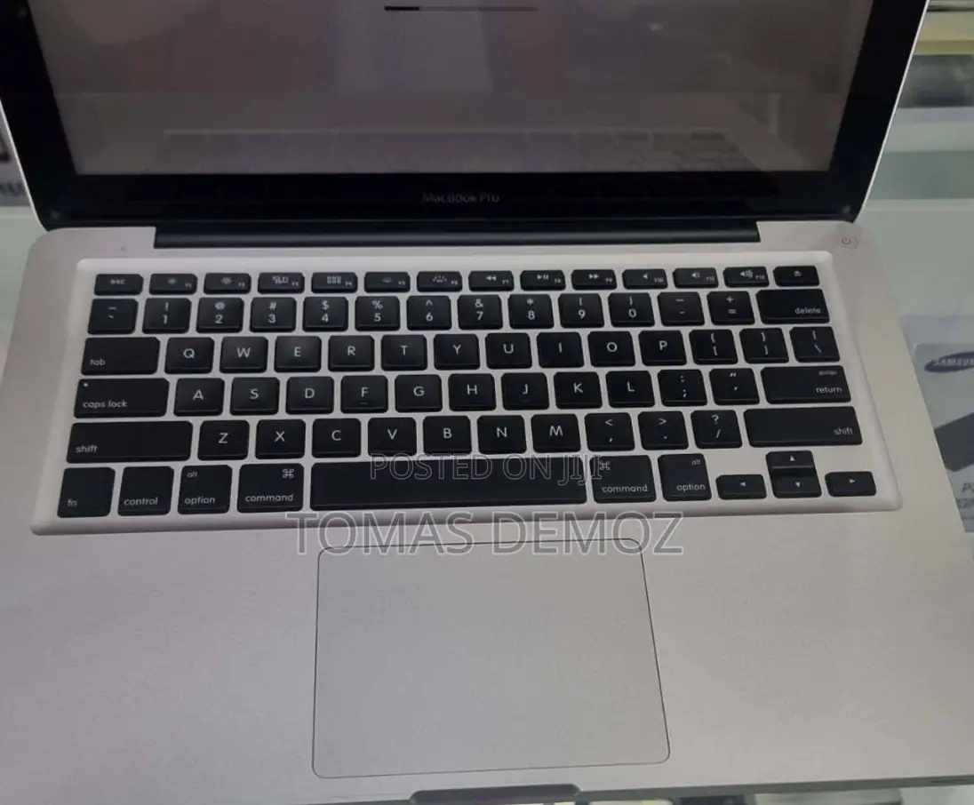 New Laptop Apple MacBook Pro 2012 8GB Intel Core I5 SSD 256GB
