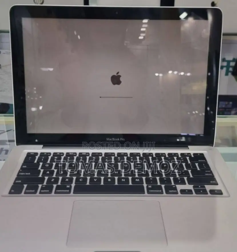 New Laptop Apple MacBook Pro 2012 8GB Intel Core I5 SSD 256GB