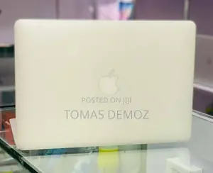 Photo - New Laptop Apple MacBook Air 2017 8GB Intel Core I5 SSD 256GB