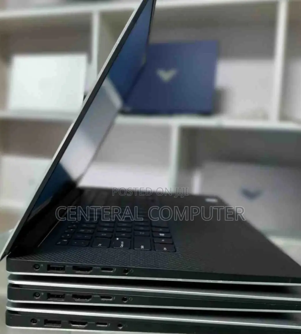 New Laptop Dell XPS 15-9570 16GB Intel Core I7 SSD 512GB