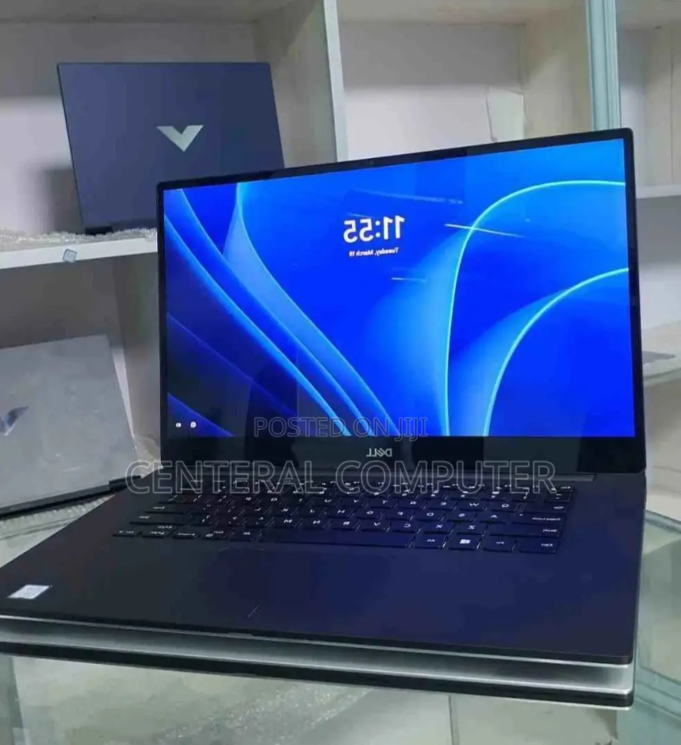 New Laptop Dell XPS 15-9570 16GB Intel Core I7 SSD 512GB