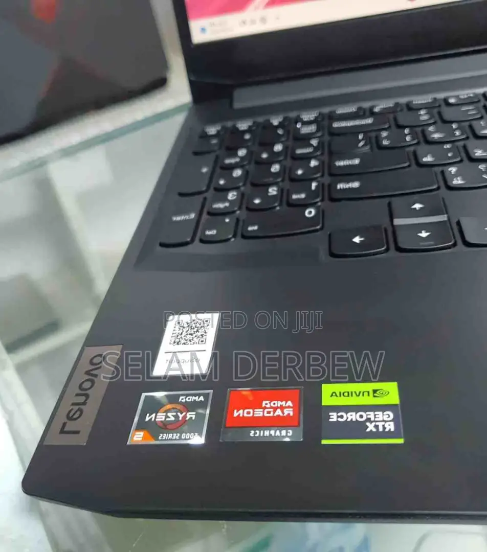 New Laptop Lenovo IdeaPad 1 8GB AMD Ryzen 5 SSD 512GB
