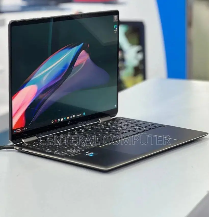 New Laptop HP Spectre X360 15 16GB Intel Core I7 SSD 1T