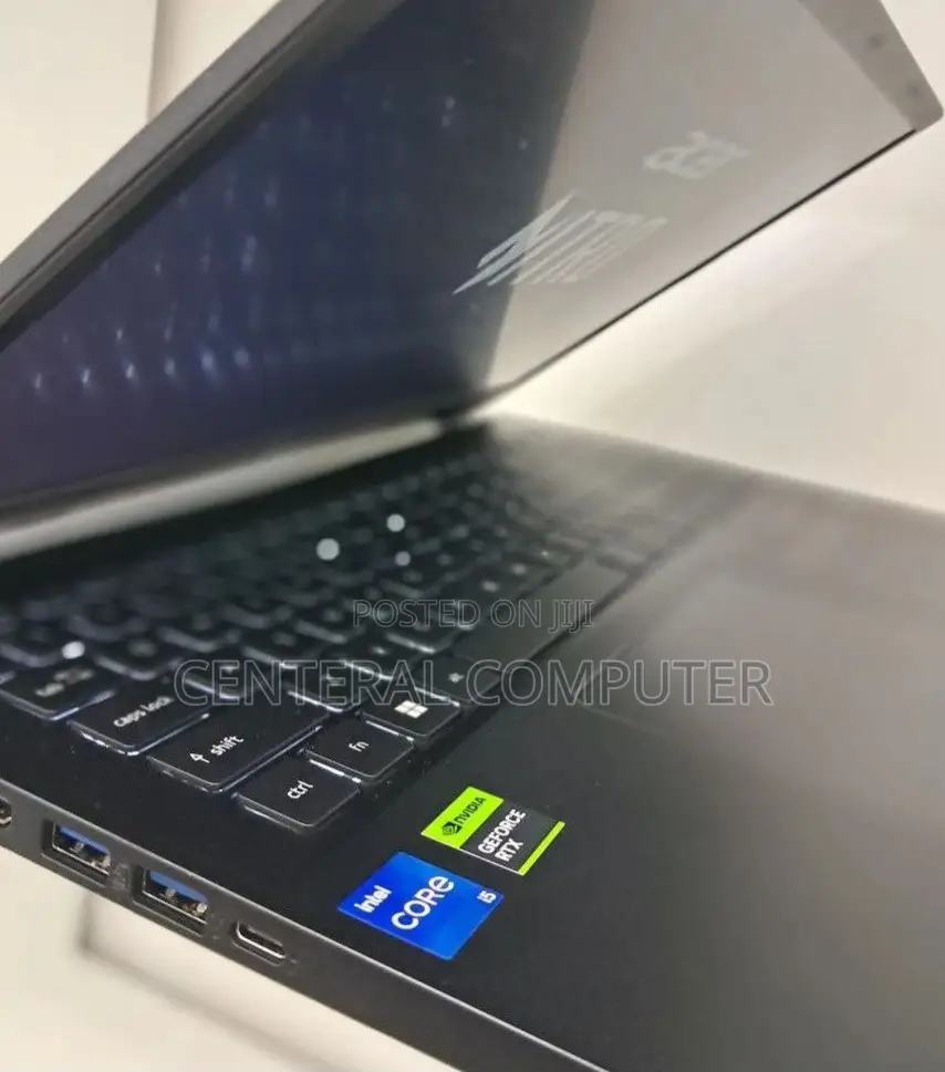 New Laptop Acer Aspire V3-572 8GB Intel Core I5 SSD 512GB