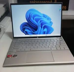 New Laptop HP Pavilion 13 16GB AMD Ryzen 7 SSD 512GB