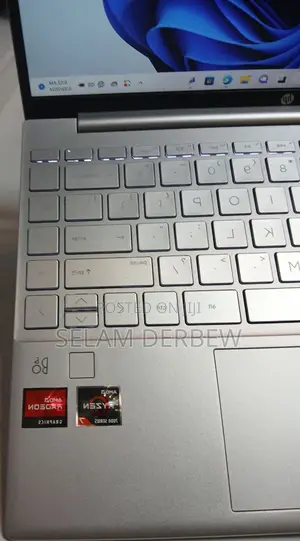 New Laptop HP Pavilion 13 16GB AMD Ryzen 7 SSD 512GB