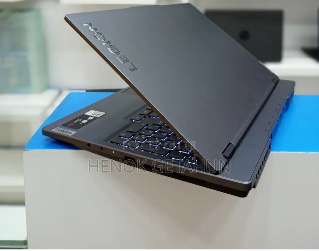 New Laptop Lenovo Legion 5 16GB AMD Ryzen 7 SSD 512GB