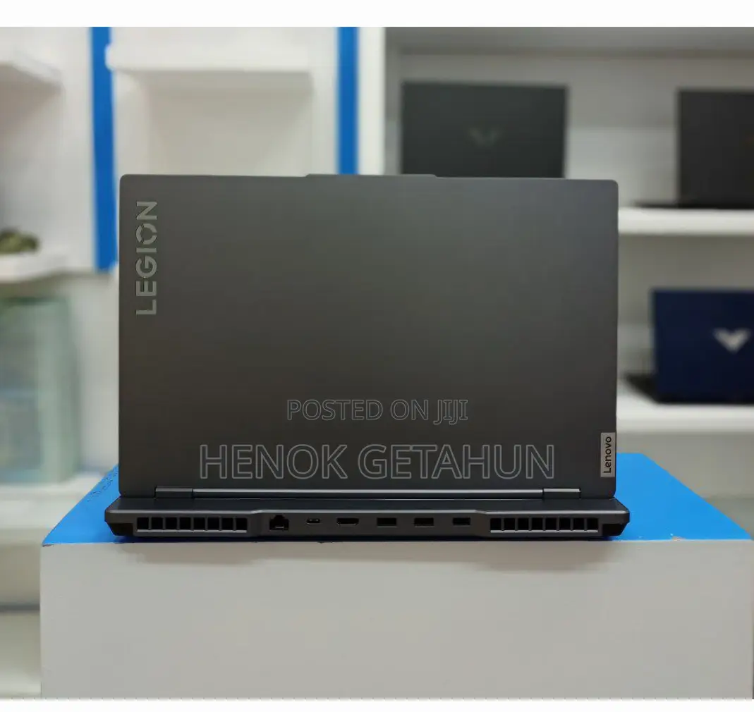 New Laptop Lenovo Legion 5 16GB AMD Ryzen 7 SSD 512GB