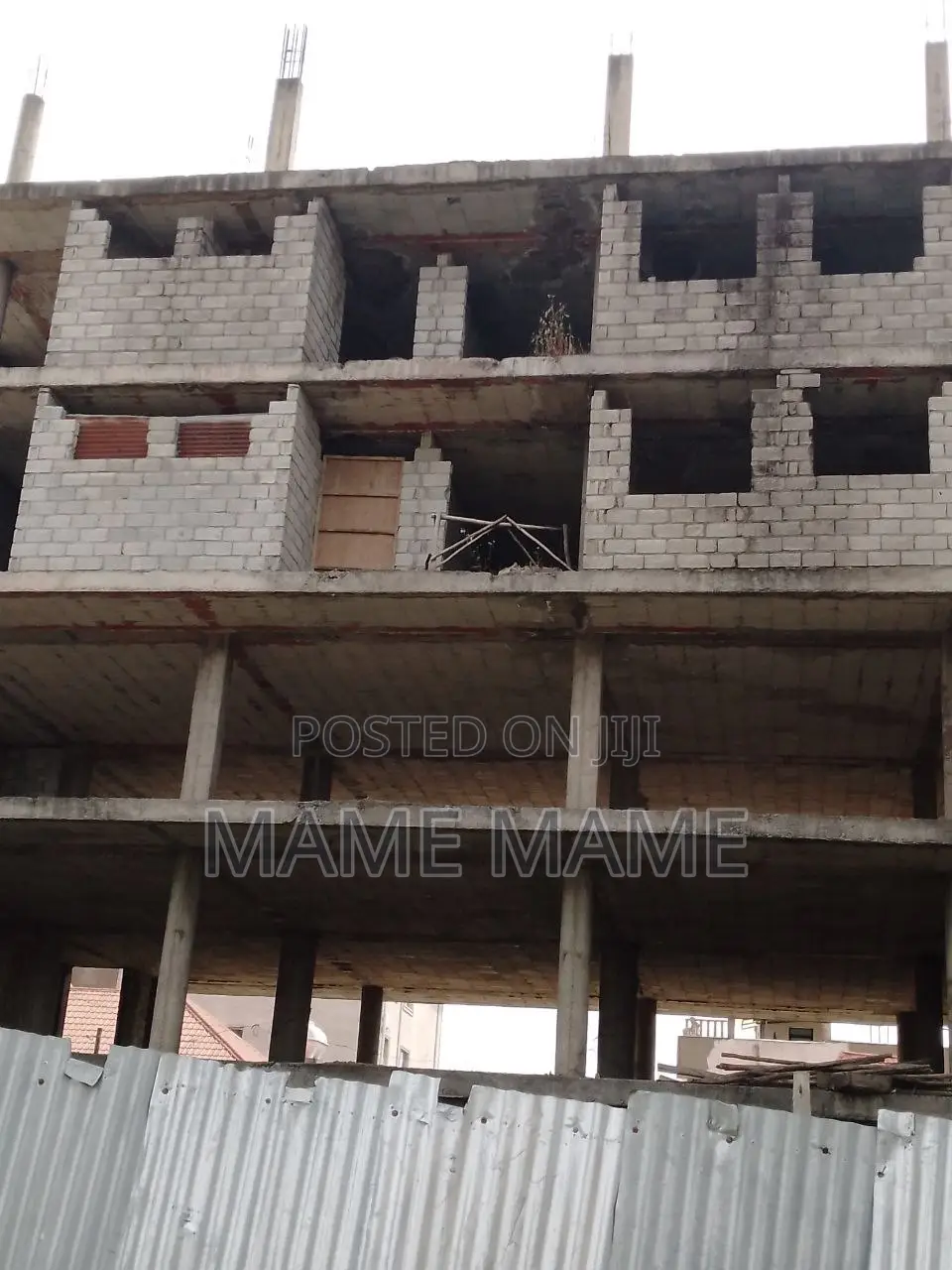 12bdrm Apartment in Addis Abeba, Bole for sale