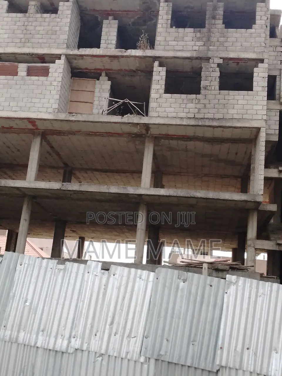 12bdrm Apartment in Addis Abeba, Bole for sale