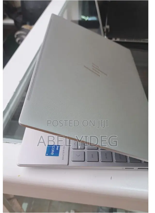 New Laptop HP Envy 13 16GB Intel Core I5 SSD 512GB