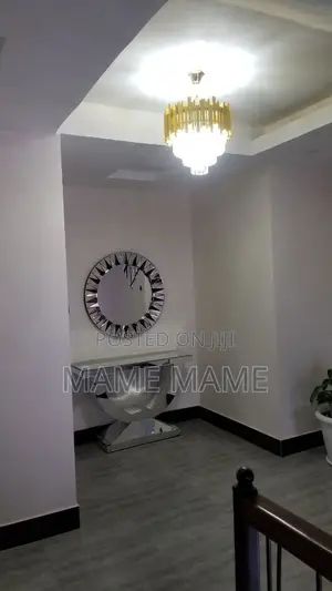 7bdrm House in Addis Abeba, Bole for sale