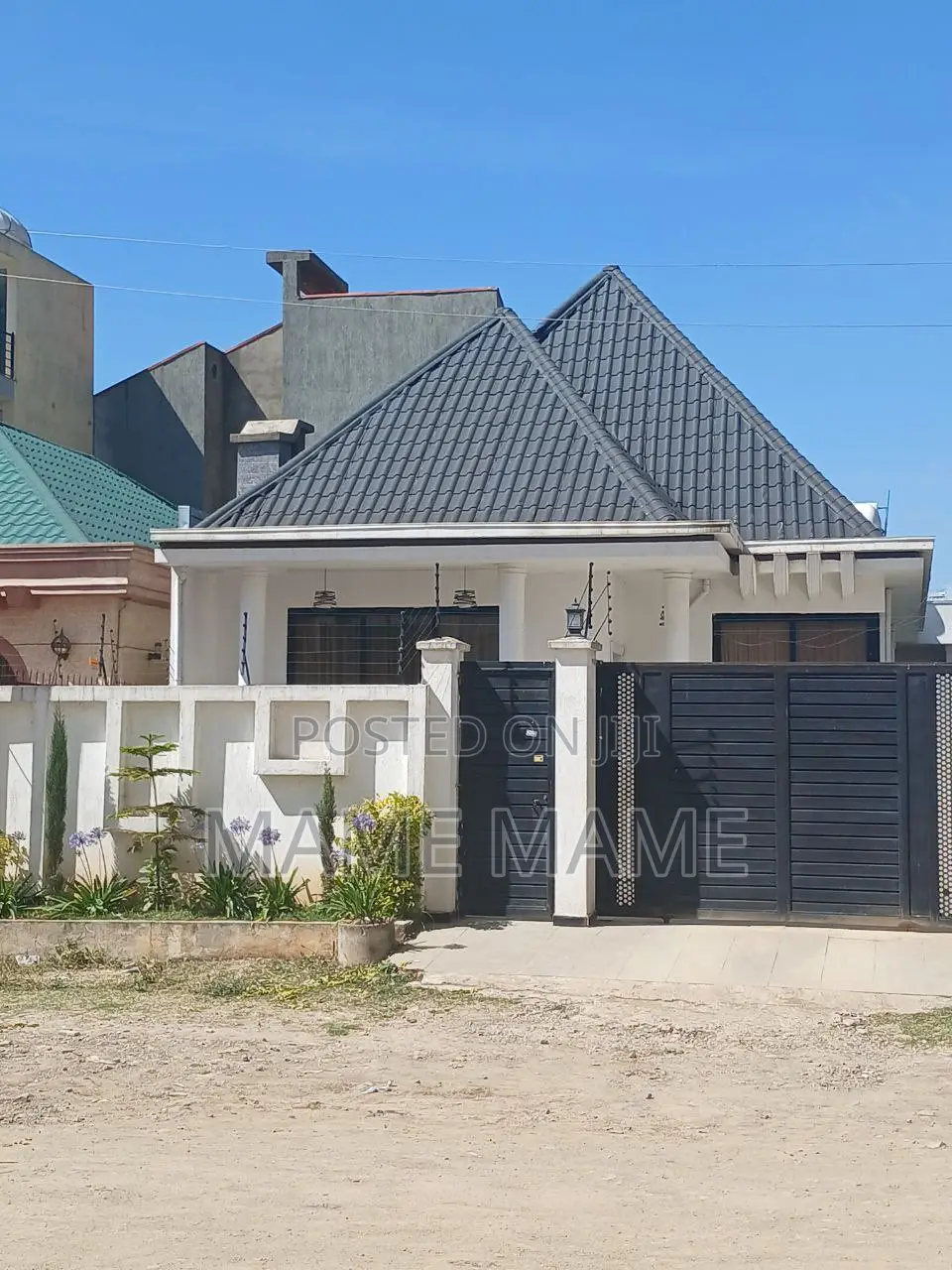 3bdrm Villa in Addis Abeba, Bole for sale