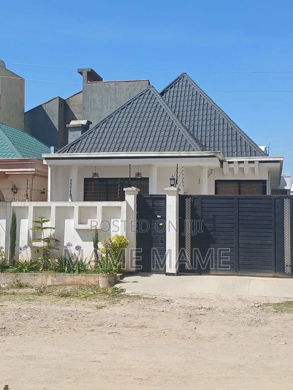 3bdrm Villa in Addis Abeba, Bole for sale