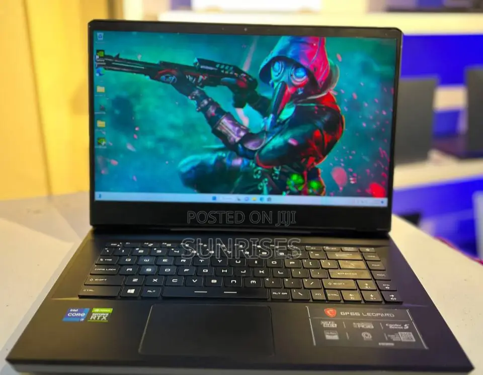 New Laptop MSI GP75 Leopard 16GB Intel Core I7 SSD 1T