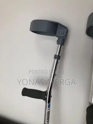 Crutches Adult (Pair), Lightweight Folding Walking