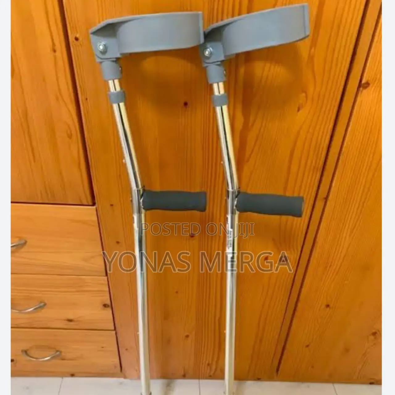 Days Adult's Extra Long Short Adjustable Elbow Crutches