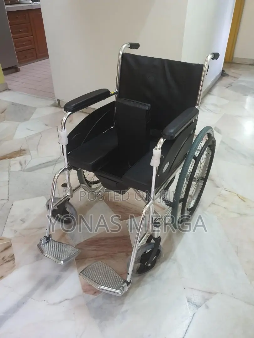 Foldable Wheelchair With Commode MER'S
_Rm500