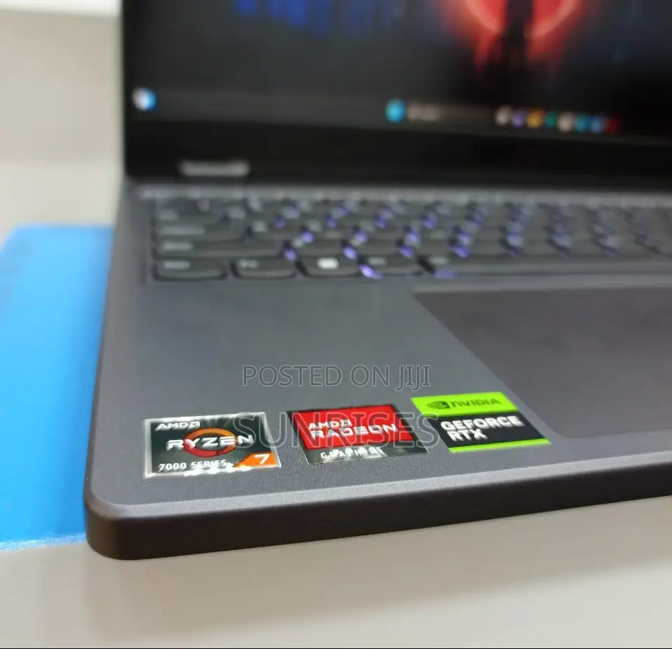 New Laptop Lenovo Legion 5 16GB AMD Ryzen 7 SSD 512GB