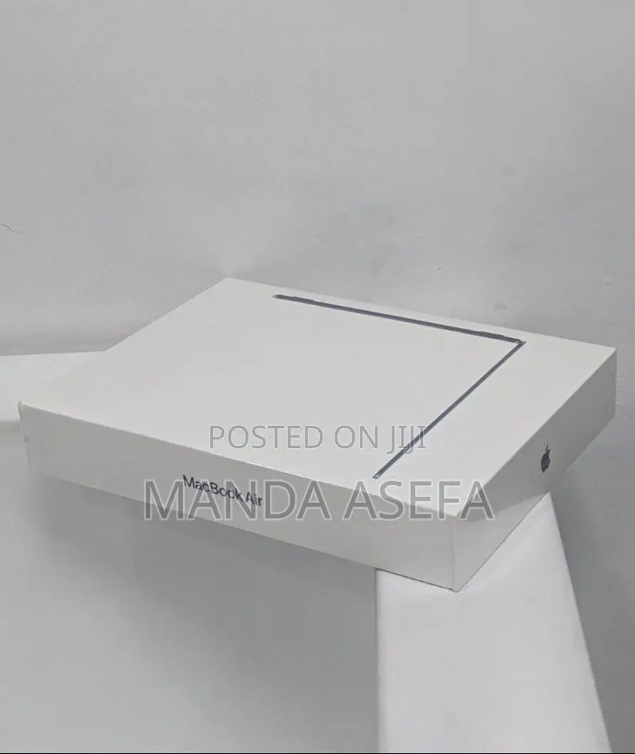 New Laptop Apple MacBook Air 2022 M2 8GB Apple M2 SSD 256GB