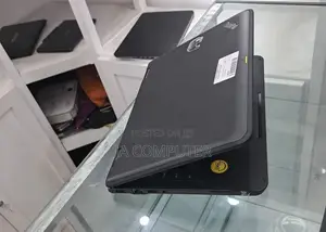 New Laptop Lenovo Yoga 11e 4GB Intel Core I3 HDD 500GB