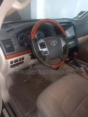 Toyota Land Cruiser 2014 Black