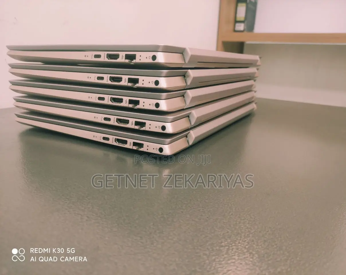 New Laptop HP Pavilion 15 8GB Intel Core I5 SSD 128GB