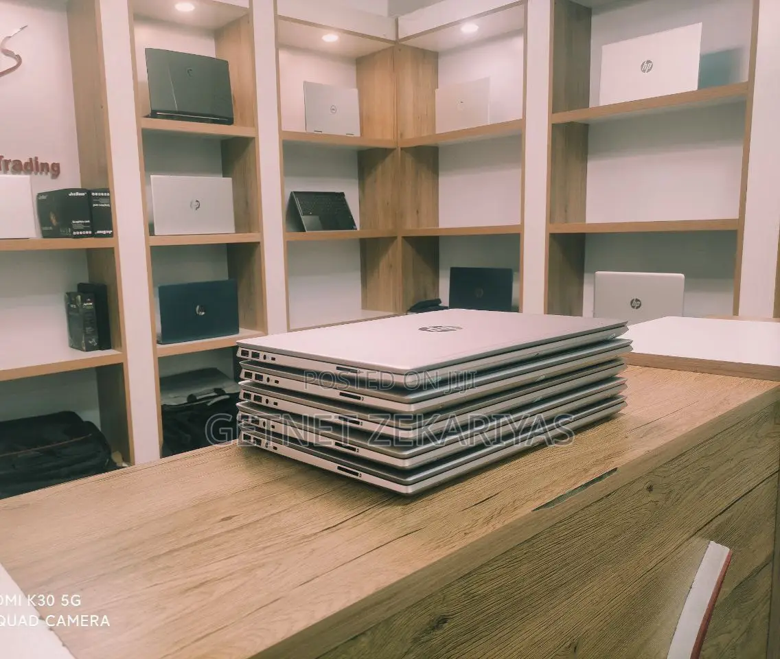 New Laptop HP Pavilion 15 8GB Intel Core I5 SSD 128GB