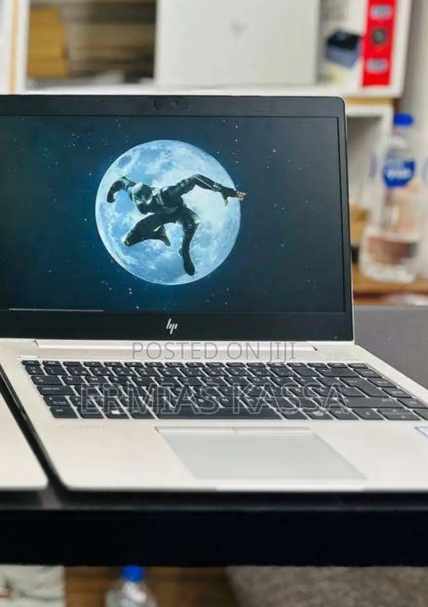 New Laptop HP EliteBook 840 G5 16GB Intel Core i5 SSD 512GB