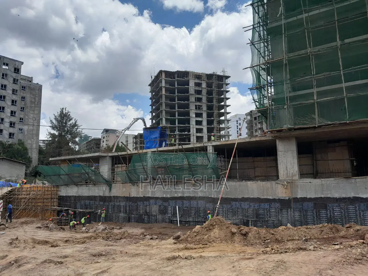 Apartment Around Sheraton