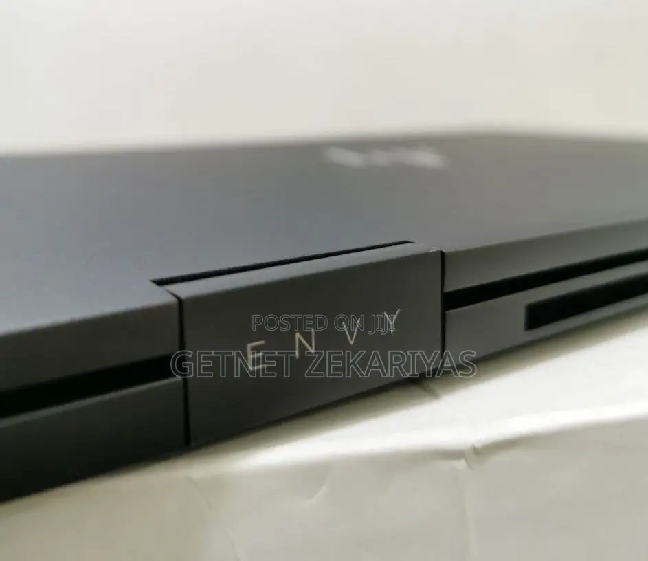 New Laptop HP Envy 13 16GB AMD Ryzen 5 SSD 512GB