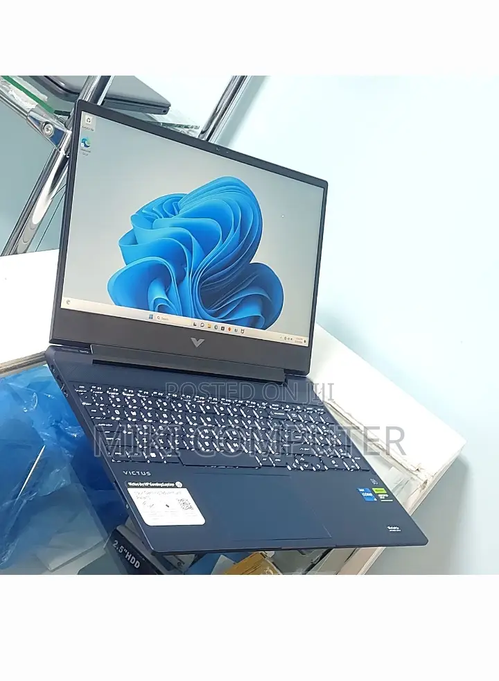 New Laptop HP Victus 15 16GB Intel Core I5 SSD 512GB
